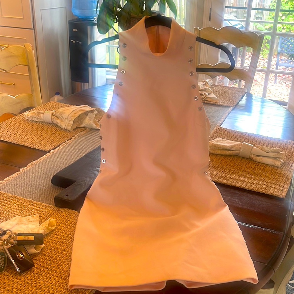 Cinq a sept dress size 6.  Beautiful never worn
